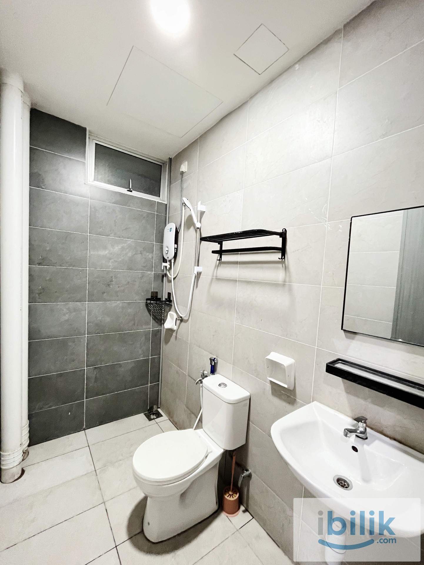 🏡 Room for Rent in Ipoh Town – Near Quest, UNIKL & HRPB Hospital (Bilik Sewa / Hostel) - Image 3