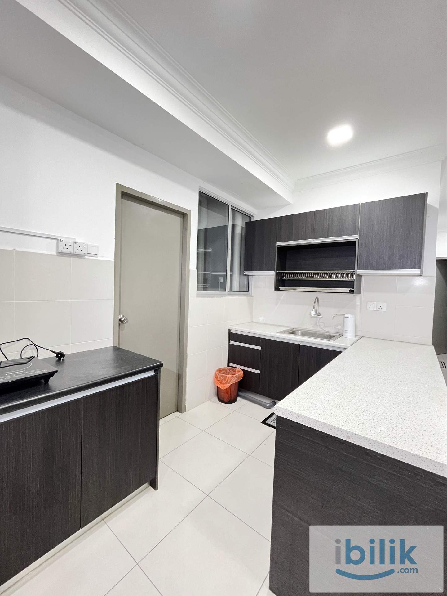 All-Female, Muslim-Friendly Condominium Rooms for Rent @ Meru - Image 2
