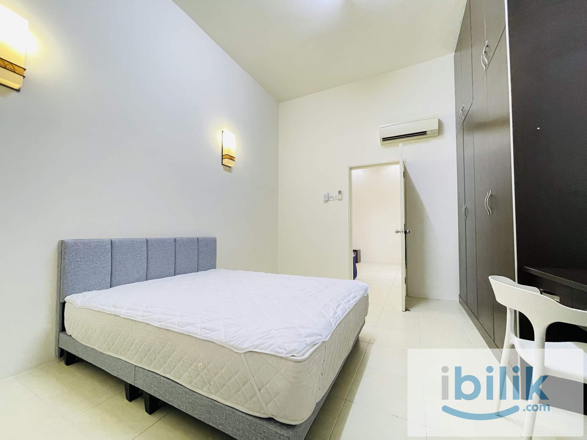 Master room Pv12 with king size bed - Image 3