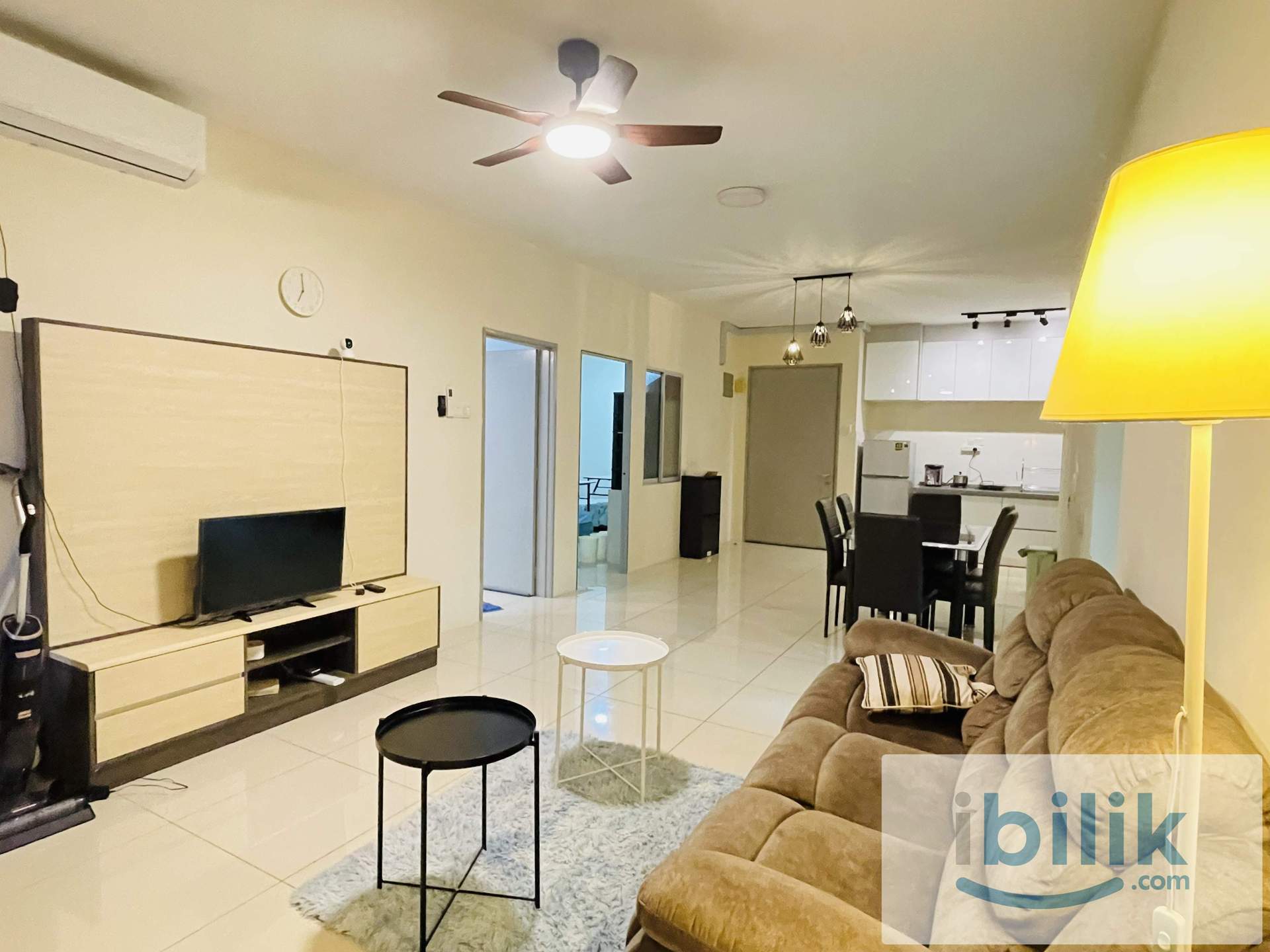 Master room with private bath - Image 3
