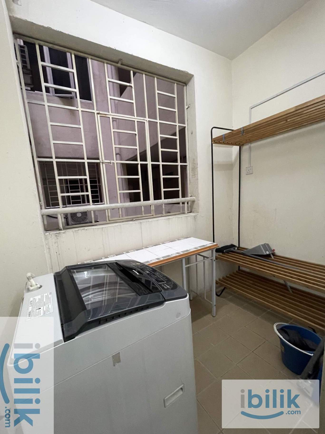 Master room with private bath - Image 5
