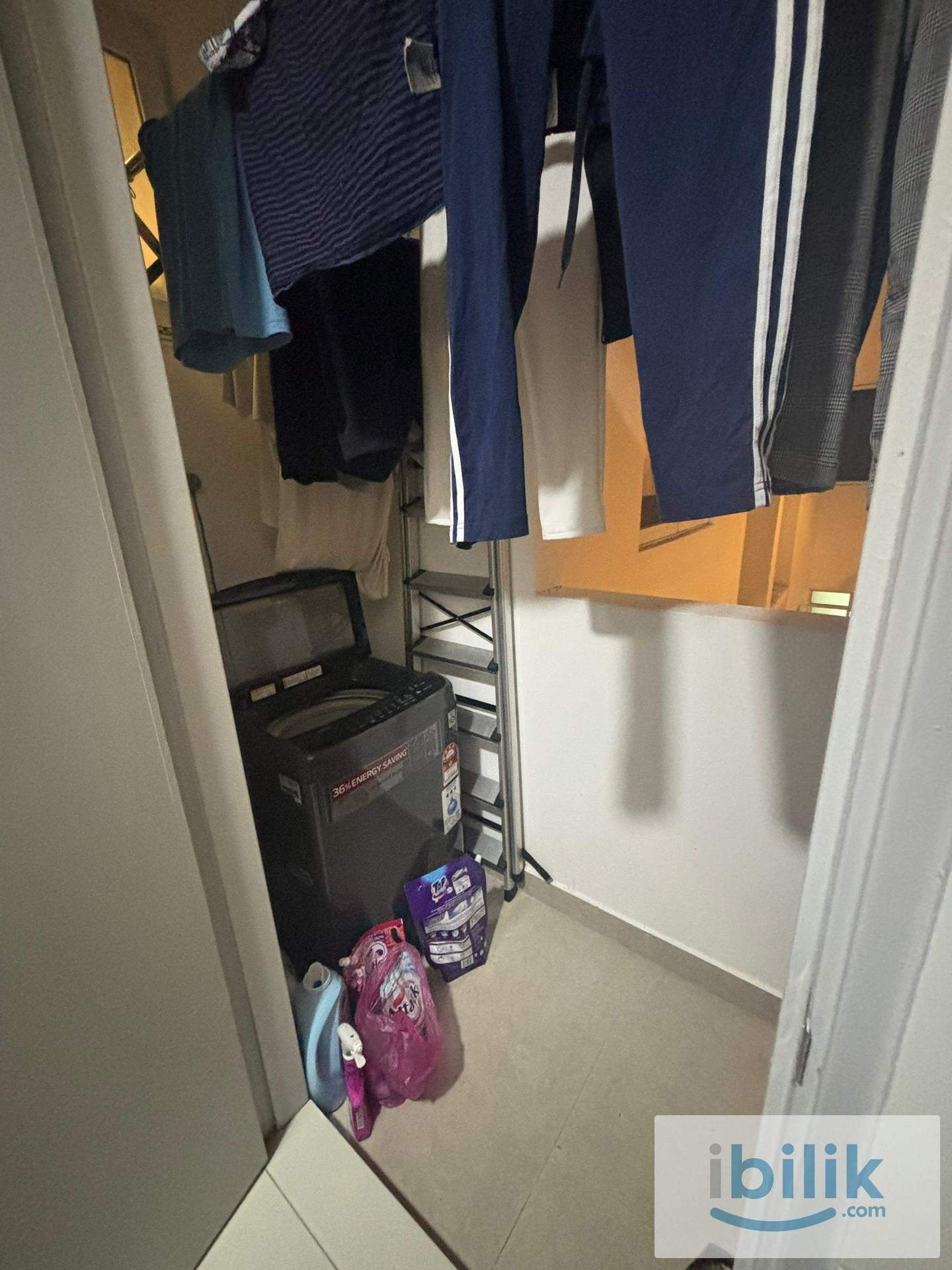 Ryan and miho Jaya One PJS 13 Room For Rent Near LRT Taman Asia Jaya Plaza 33 Digital Mall Line LRT Phileo Damansara MRT - Image 3