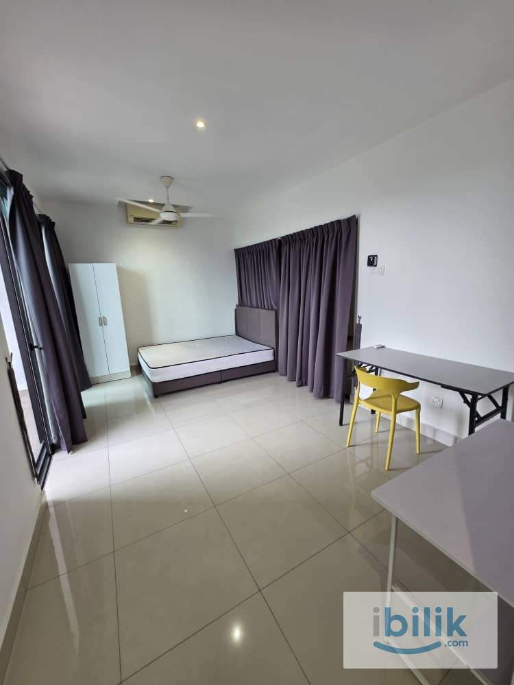 Wow 😍Hot Promotion‼️1 Month Deposit💰Female Master Room Rent with Private Bathroom I-Residences Central I-City😍 - Image 1