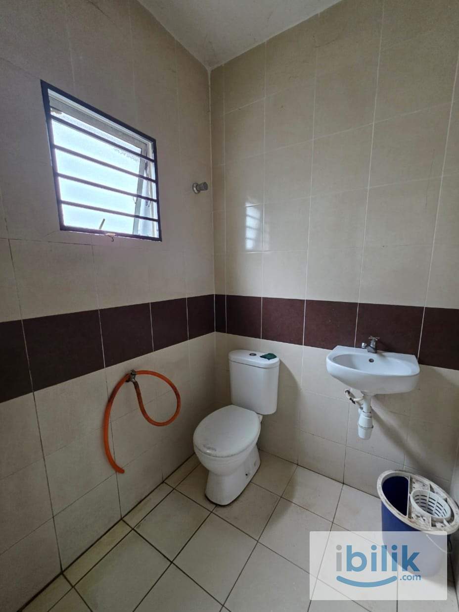 💥Sewa Murah😍Bukit Rimau Shah Alam Room Rent💰1 Month Deposit💰0 Deposit 😍Location Near📍Aeon Big Bukit Rimau - Image 3