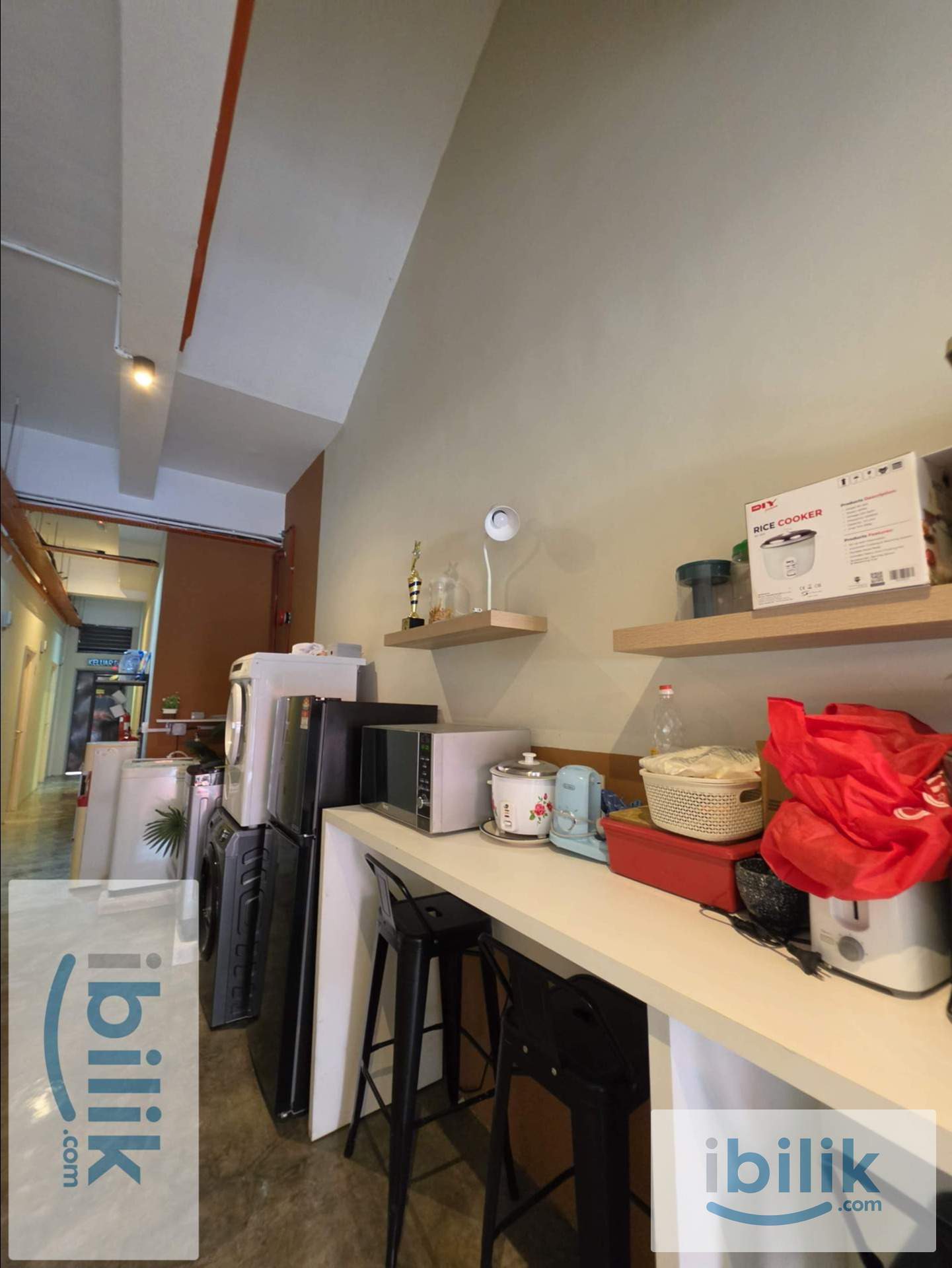 🔥Hot Promo💰1 Month Deposit💰0 Deposit😍Female Unit JL Co-Living Subang Jaya Room Rent😍Location Nearby📍Main Place Mall - Image 2
