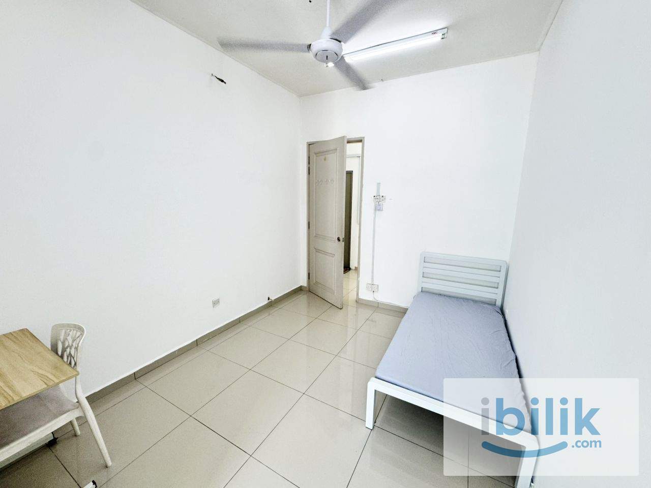 💰1 Month 💰 0 Deposit 😍 Bandar Botanic Klang Middle Room Rent 😍Location Nearby📍Aeon Mall, LRT, HTAR - Image 1