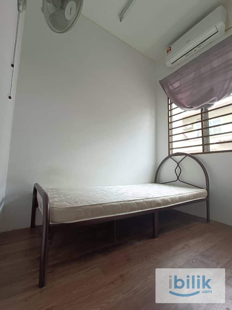 🔥Murah Kaw Kaw💰1 Month Deposit💰Zero Deposit Setia Alam Room Rent😍Location Nearby📍Lotus, Sekolah Kebangsaan - Image 1