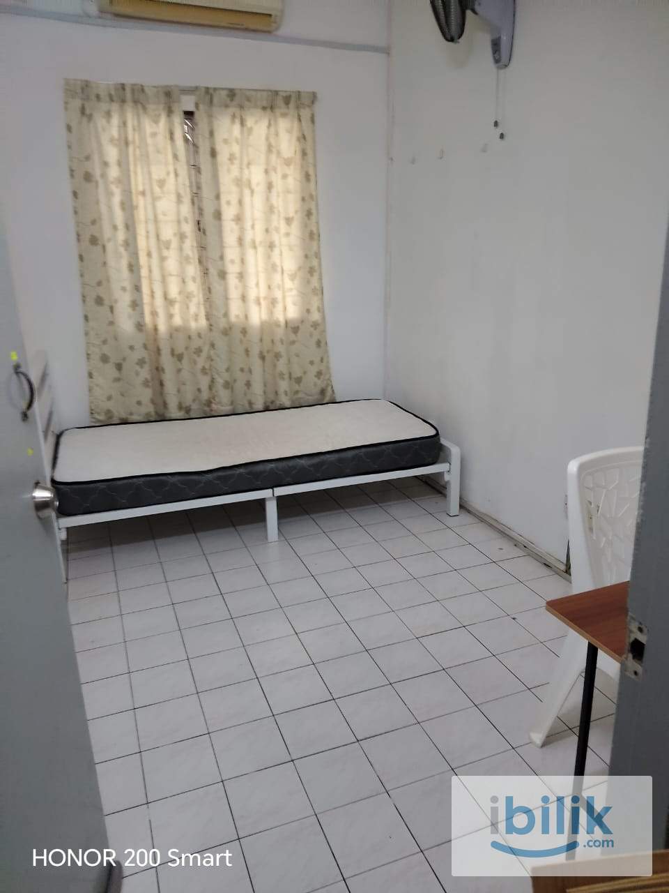 💰1 Month Deposit💰0 Deposit Bandar Utama Middle Room Rent😍Location Nearby📍Centrepoint, Kg Kayu Ara - Image 1