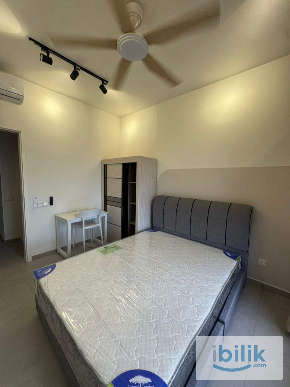 D’ivo OKR | Fully Furnished Master Room - Image 4