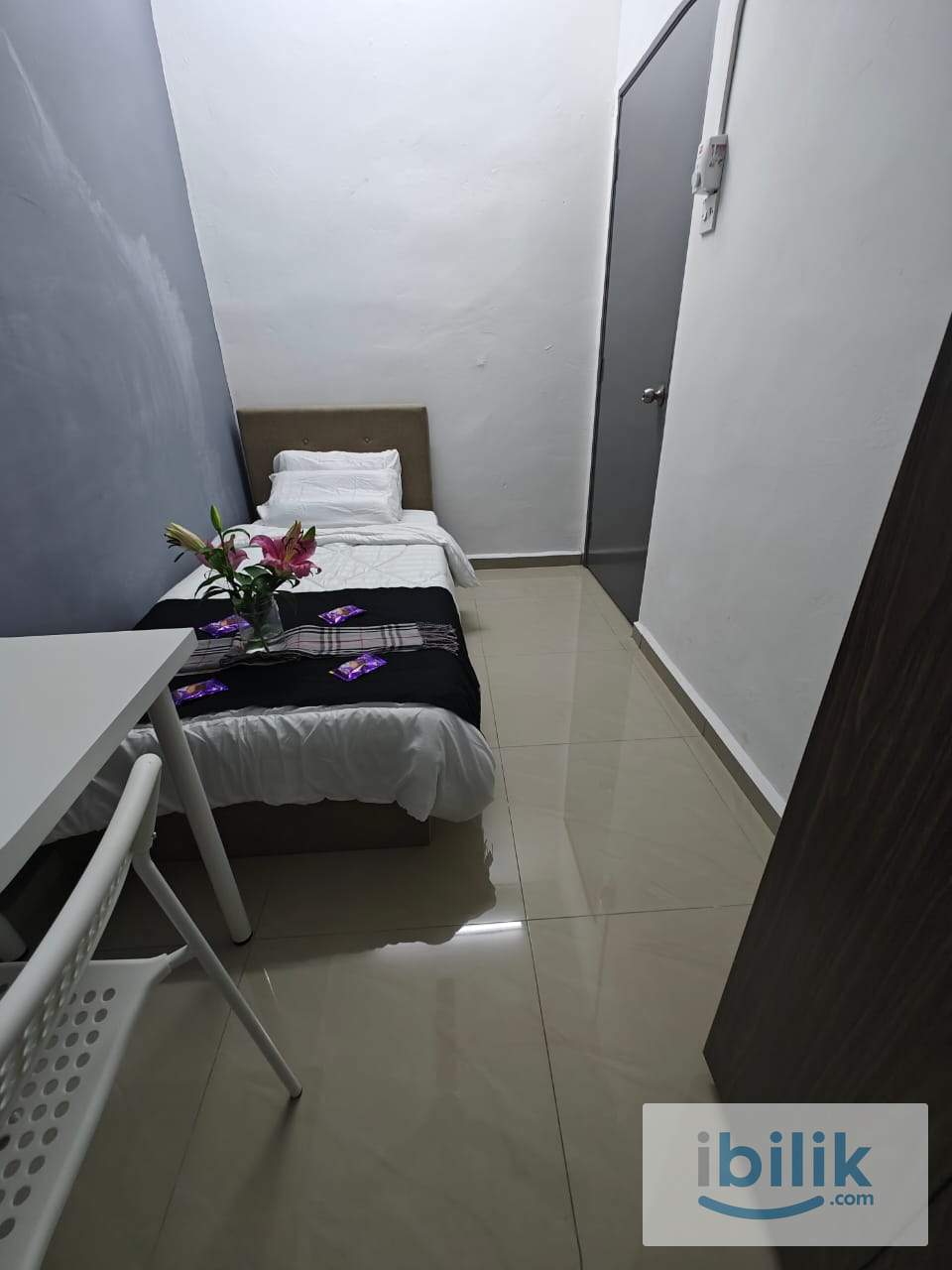 COZY SINGLE ROOM | 🚇 5 MINS WALK TO LRT PUCHONG PERDANA 🚇 | 👩‍💻 WORK FROM HOME FRIENDLY!  - Image 1