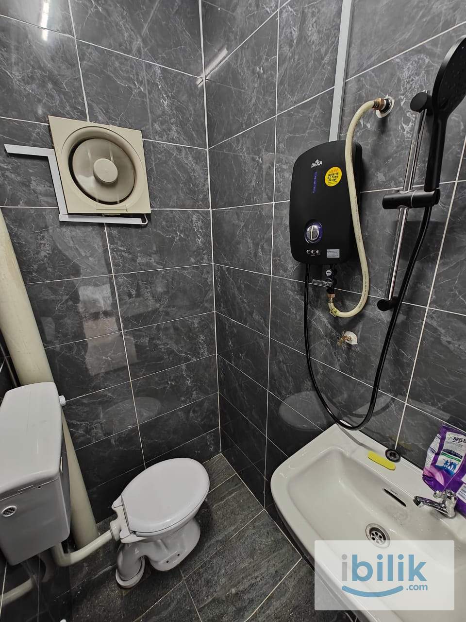 COZY SINGLE ROOM | 🚇 5 MINS WALK TO LRT PUCHONG PERDANA 🚇 | 👩‍💻 WORK FROM HOME FRIENDLY!  - Image 4
