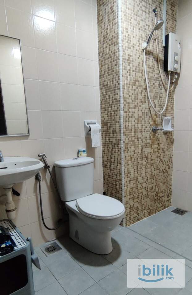 [Small Bedroom] Fully Furnished 2+1 Condo with Home Office | 2km to Hextar World, IKEA, The Curve - Image 7