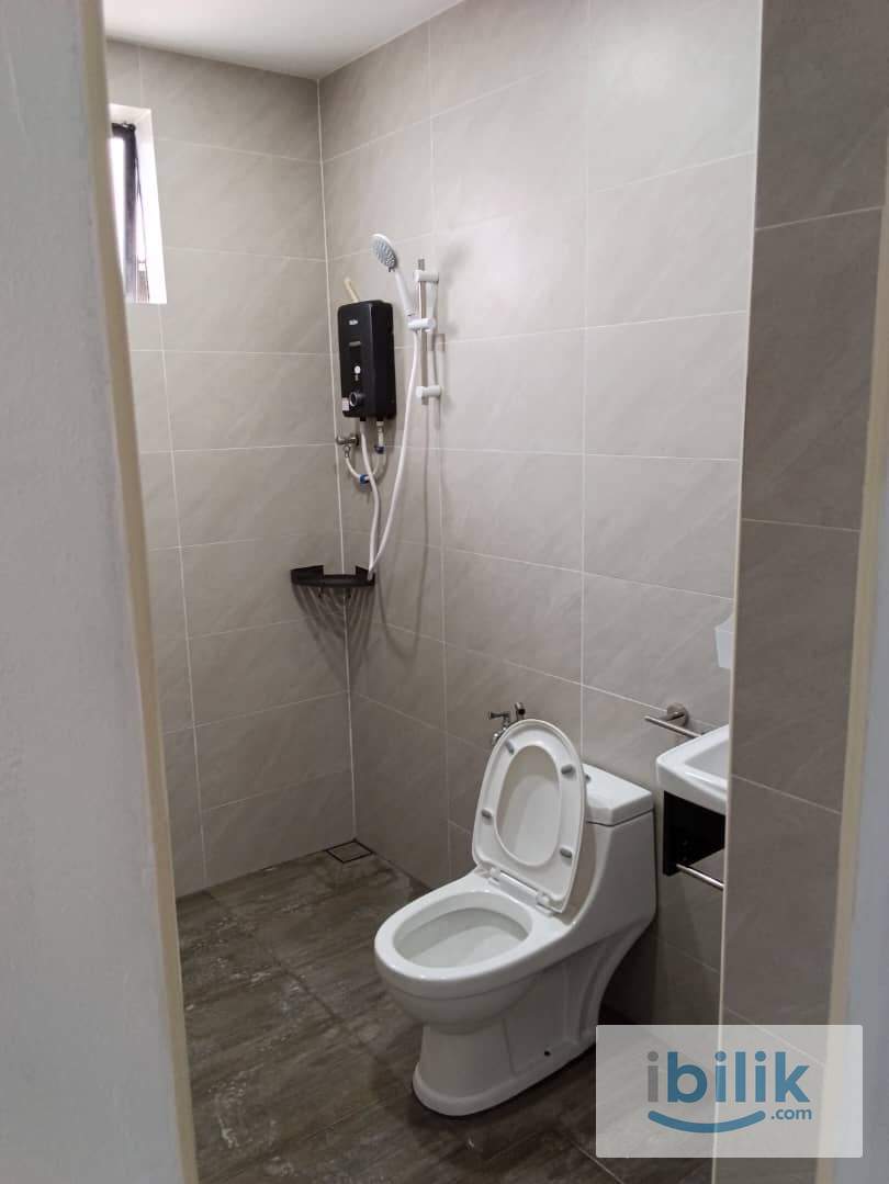 Last Unit!! Hospital Melaka/Manipal Area Single room with shared bathroom  - Image 2
