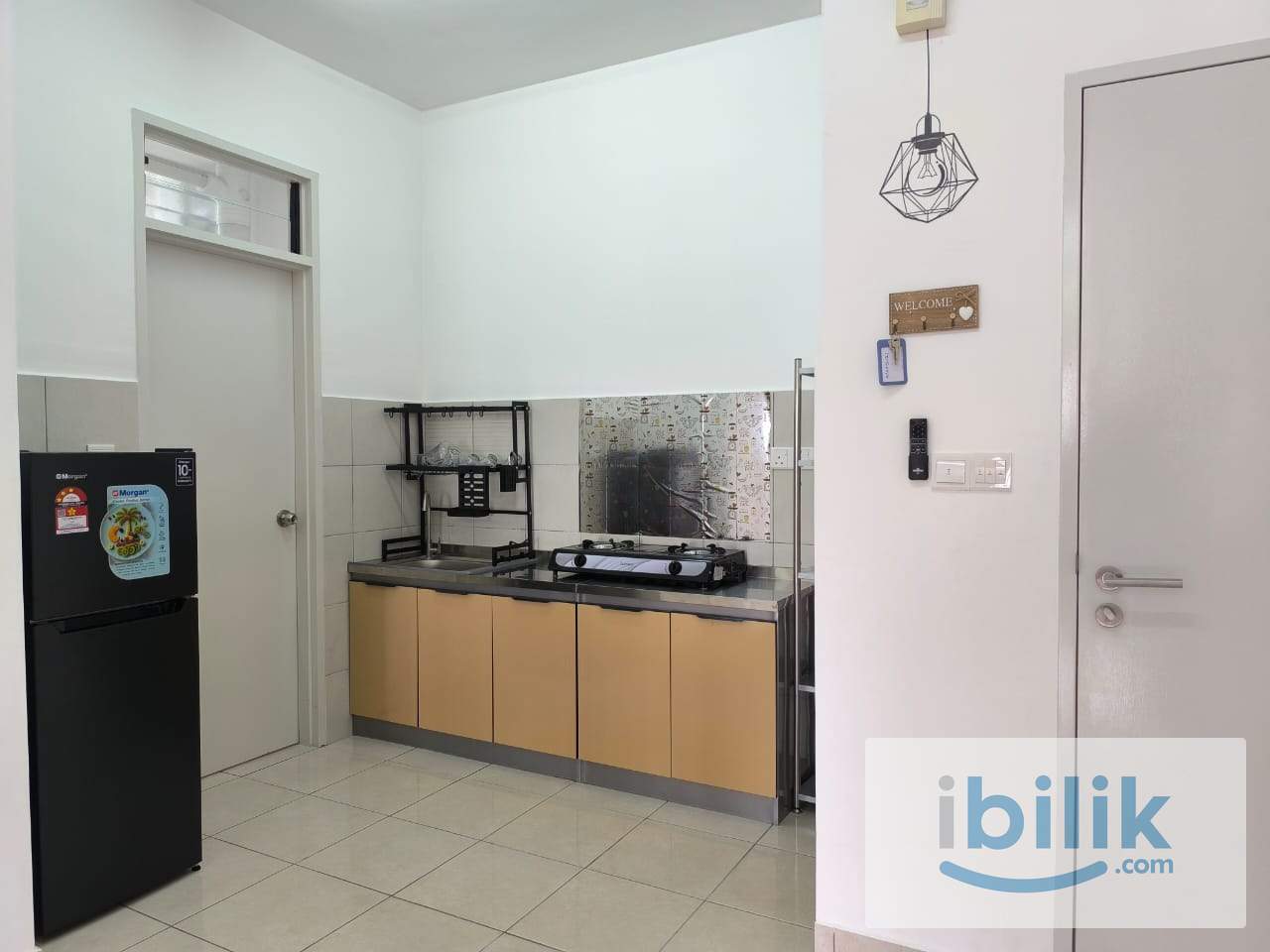 MIDDLE ROOM AT CHERAS CITY CENTRAL - Image 1