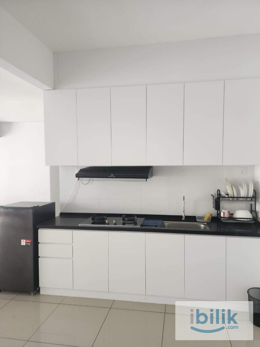 Medium Room - Image 2