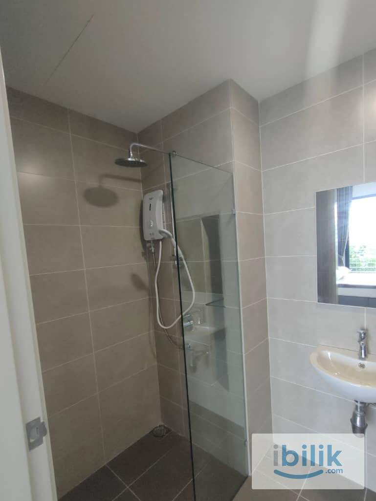 Small Room - Image 3