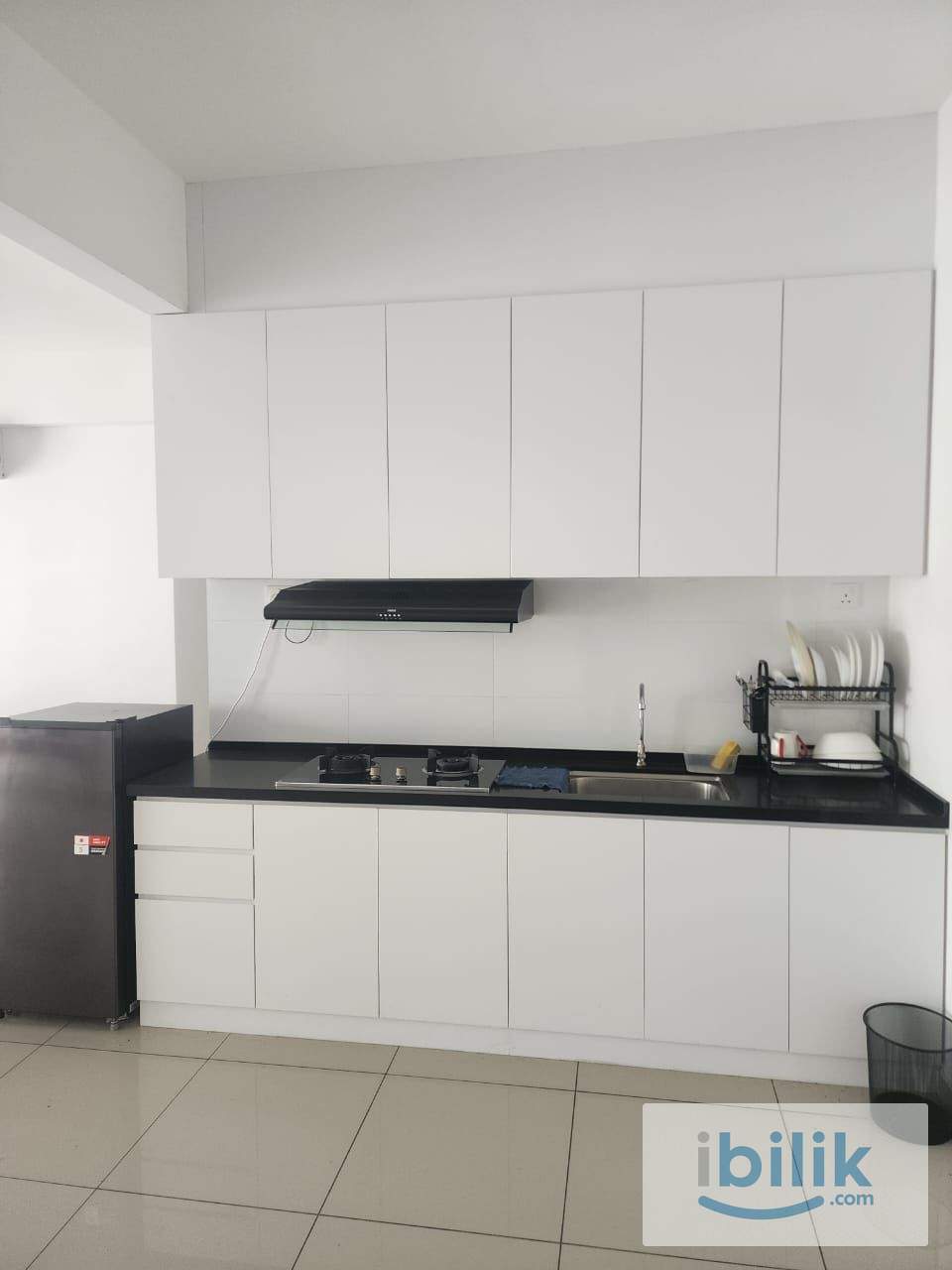 Master Room - Image 2