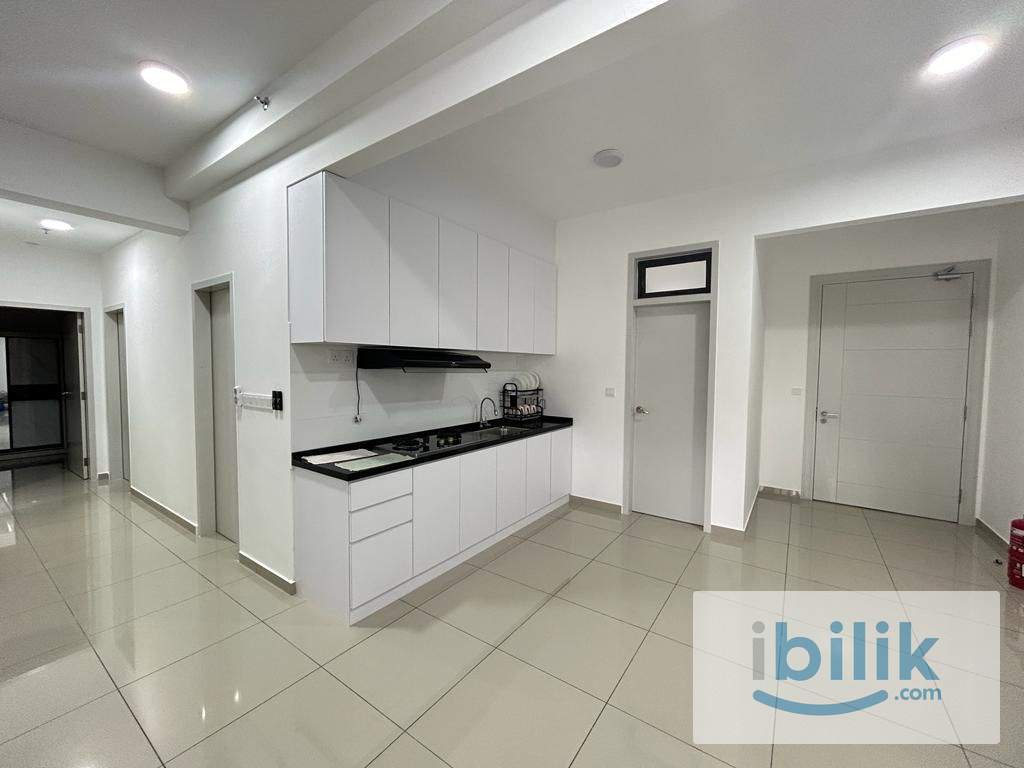Master Room - Image 3