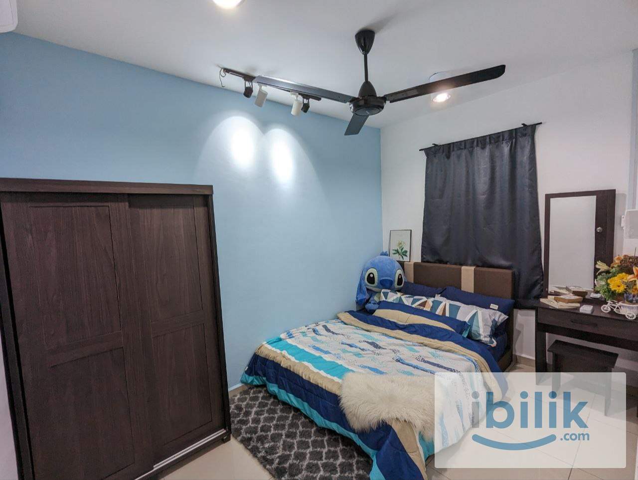 Near HTJ Seremban🌟Cozy Medium Aircond Room For Rent 冷气房出租🌟𝕀ℕℂ𝕃𝕌𝕊𝕀𝕍𝔼 𝕌𝕥𝕚𝕝𝕚𝕥𝕚𝕖𝕤 𝔹𝕚𝕝𝕝𝕤 & 𝕎𝕀𝔽𝕀🌟 - Image 3