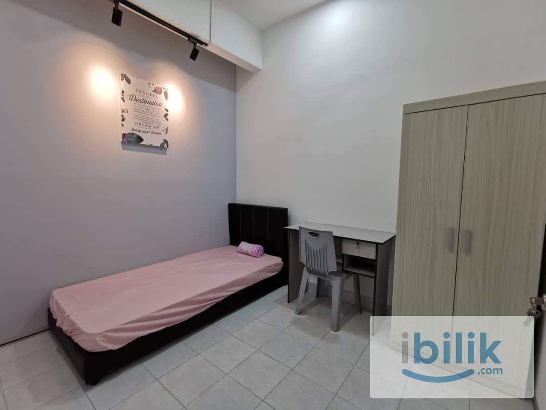𝐅𝐄𝐌𝐀𝐋𝐄 ONLY 💃 162 Residency🌟LOW DEPOSIT🌟Fully Furnished Medium Aircond Room For Rent 冷气房出租 🆓𝕌𝕥𝕚𝕝𝕚𝕥𝕚𝕖𝕤 🆓𝕎𝕀𝔽𝕀 - Image 2