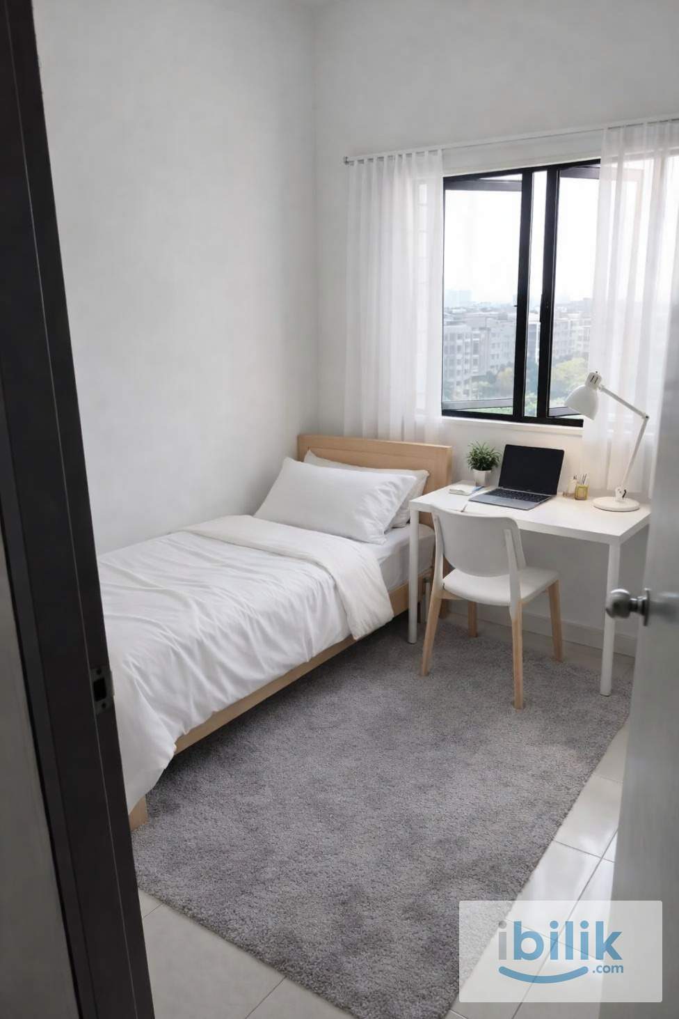 🔥 PREMIUM QUEEN ROOM – RM800 FREE PARKING 🔥 📍 Puchong Intan (Berhampiran Sek. Rendah Puchong Indah) 🏠 Fully Furnished - Image 1