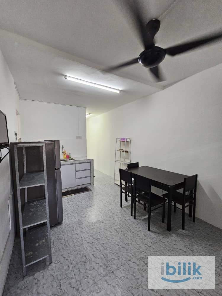 Sharing Room - Image 3