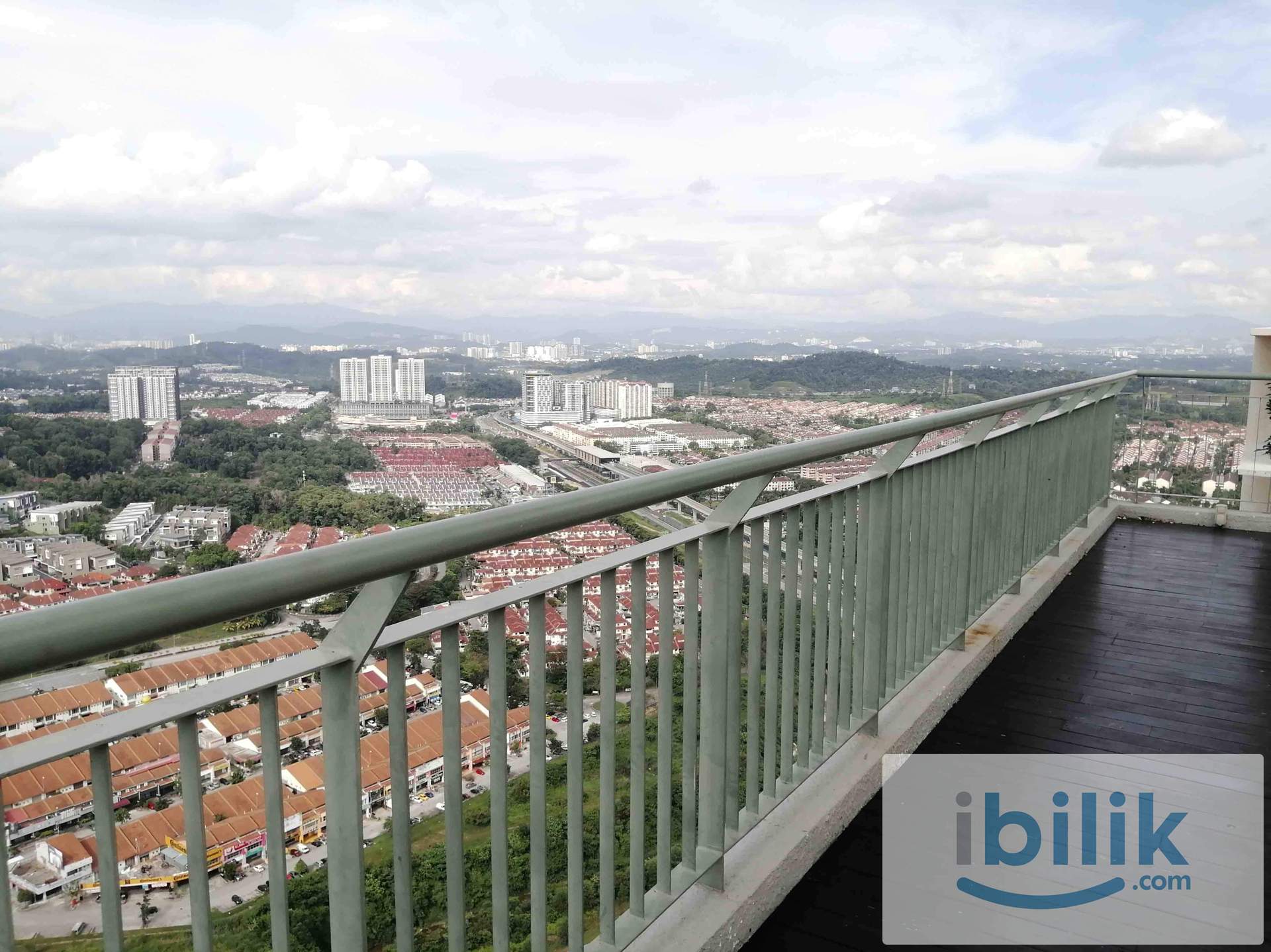 Middle room for rent at Sfera Residency nearby taman equine - Image 2