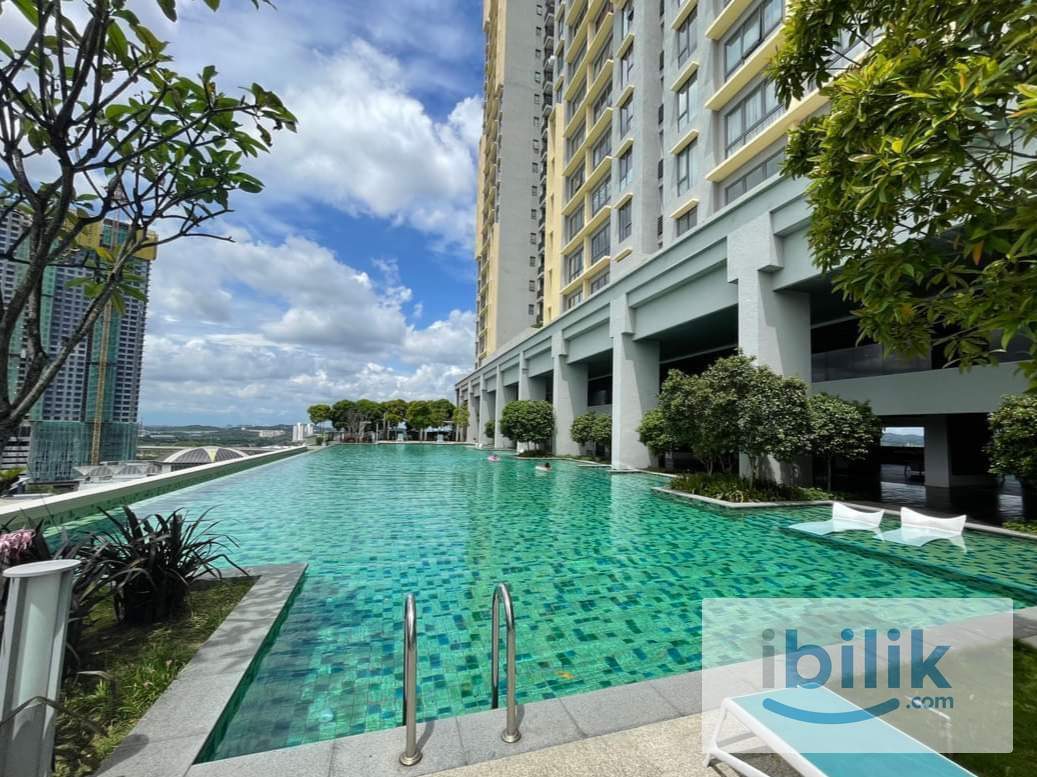 Room for rent at Sfera Residency near MRT2 Putra Permai - Image 1