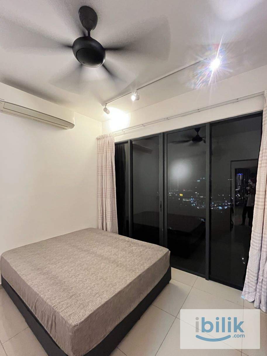 Medium Bedroom - Image 1
