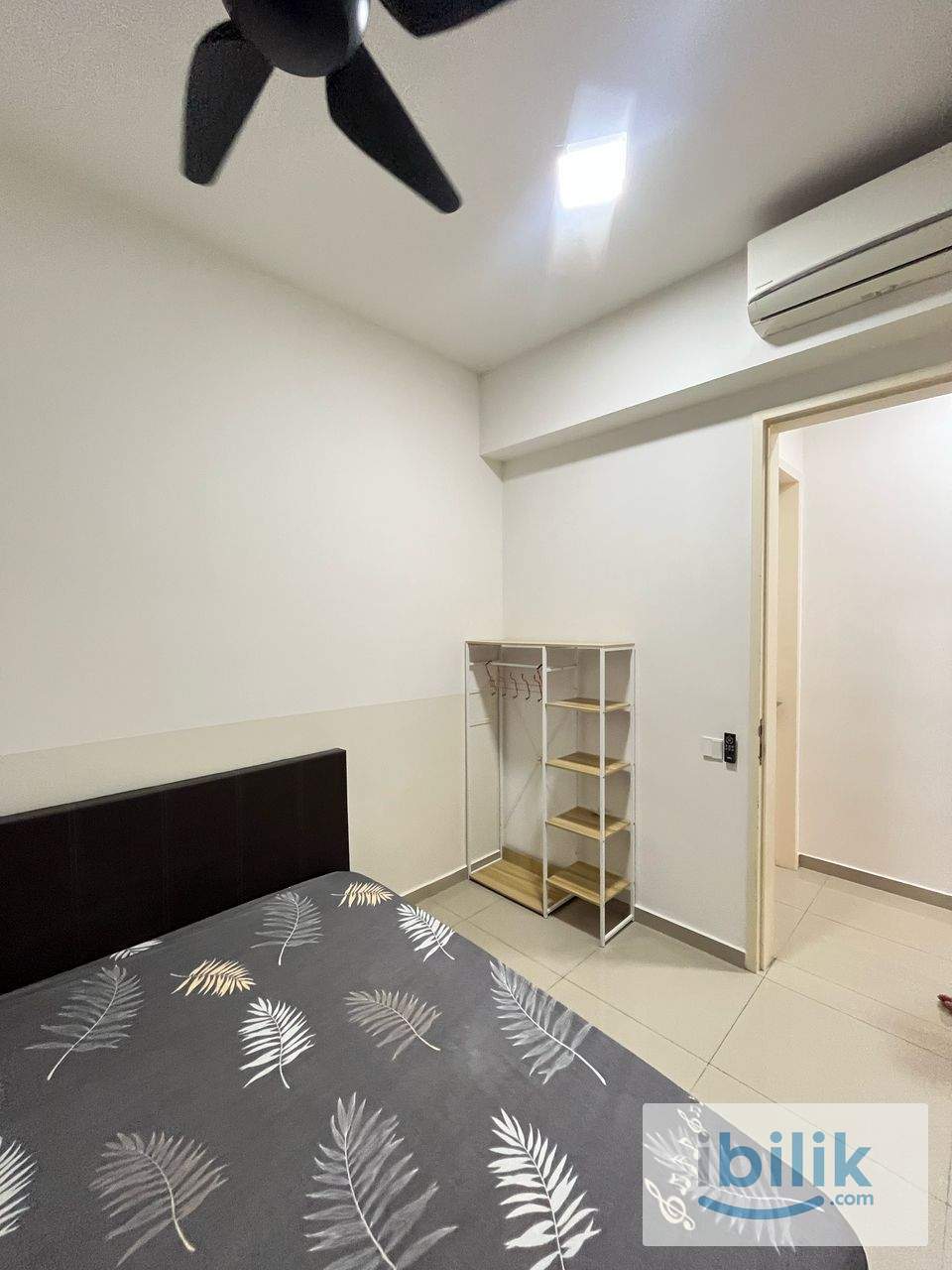 Medium Bedroom - Image 2