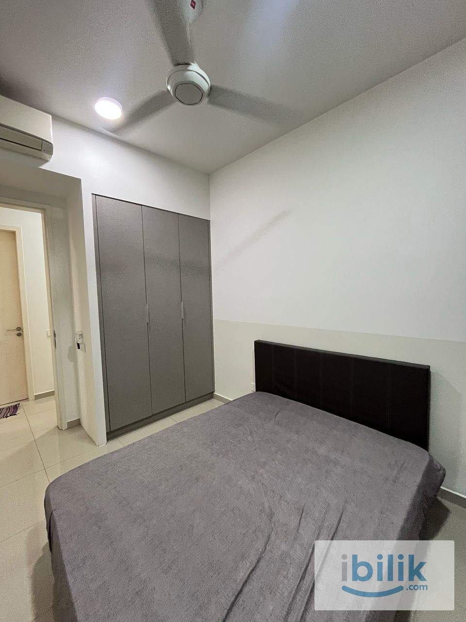 Medium Bedroom - Image 6