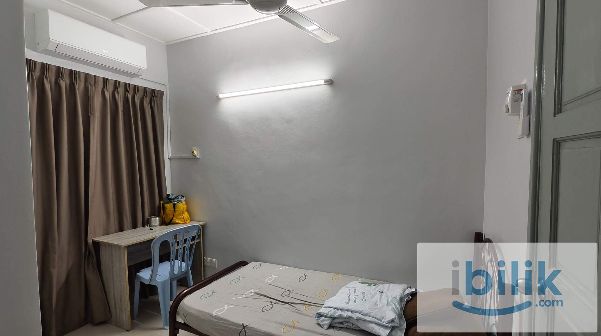 Medium Room attach with Toilet @ Taman Puchong Utama  - Image 1