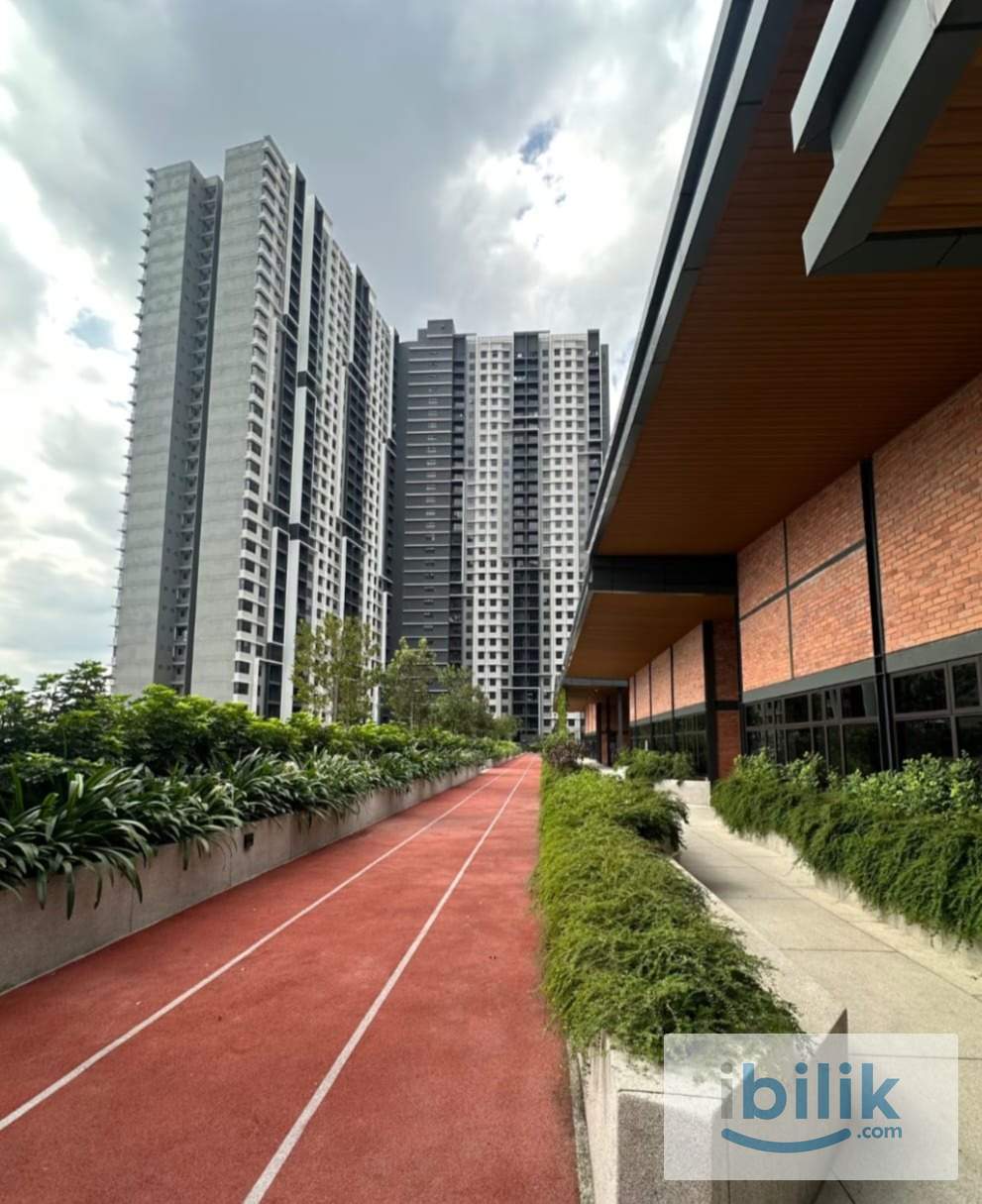 New Renovated Vierra Residence Bukit Jalil🏡 Master Room Rent for Female - Image 2