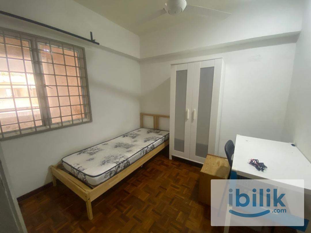 Shared Room - Image 3