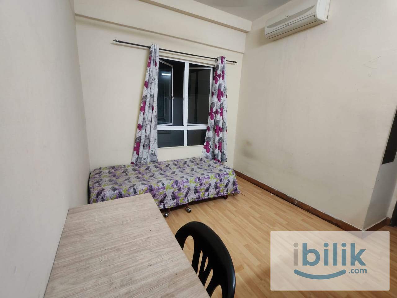 Middle Room for rent  - Image 3