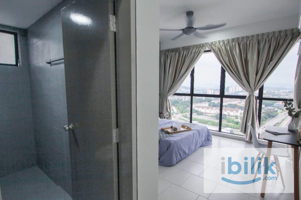 🔥Master Room + Aircond + Bathroom @ Astetica |  Seri Kembangan | Private Bathroom | Near KTM - Image 8