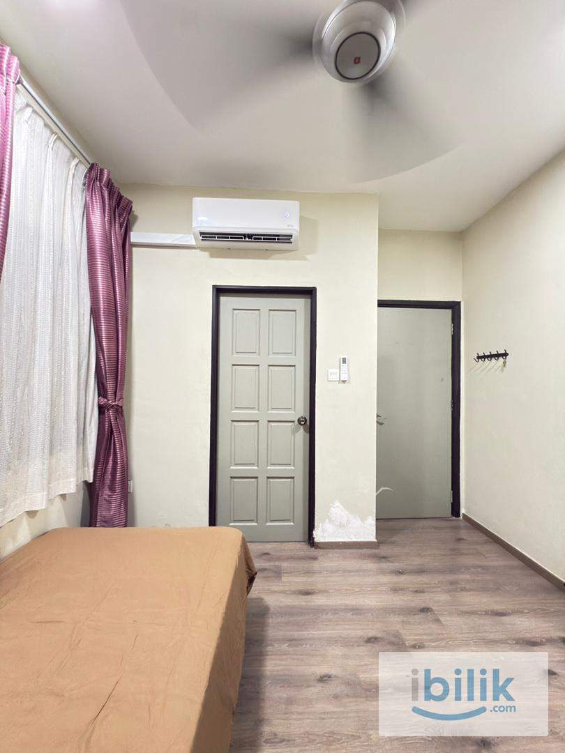 ARMANEE CONDOMINIUM, PETALING JAYA MALE ROOM - Image 3