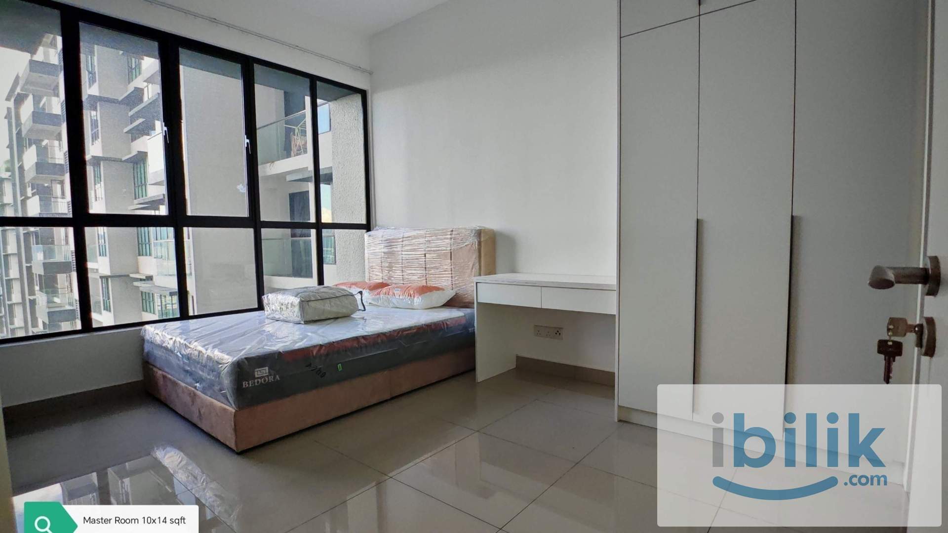 Master Room - Image 1