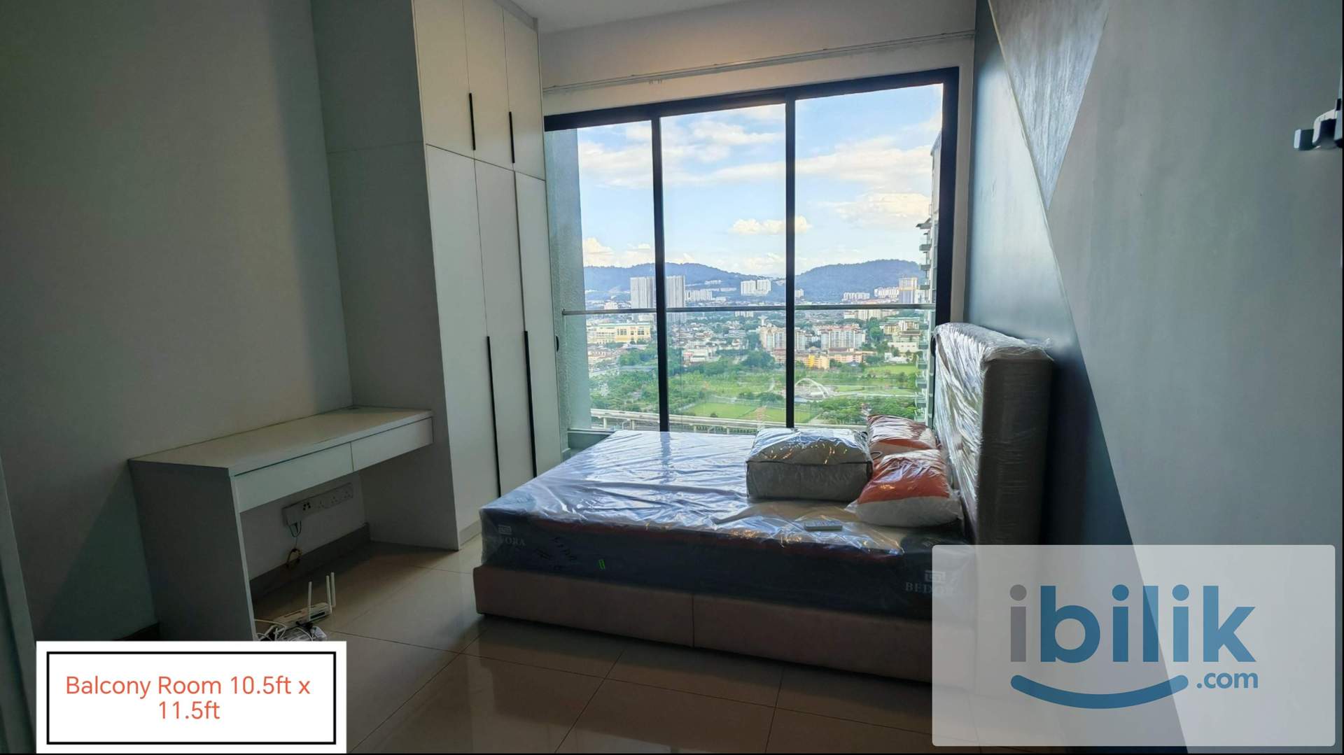 Master Room - Image 2