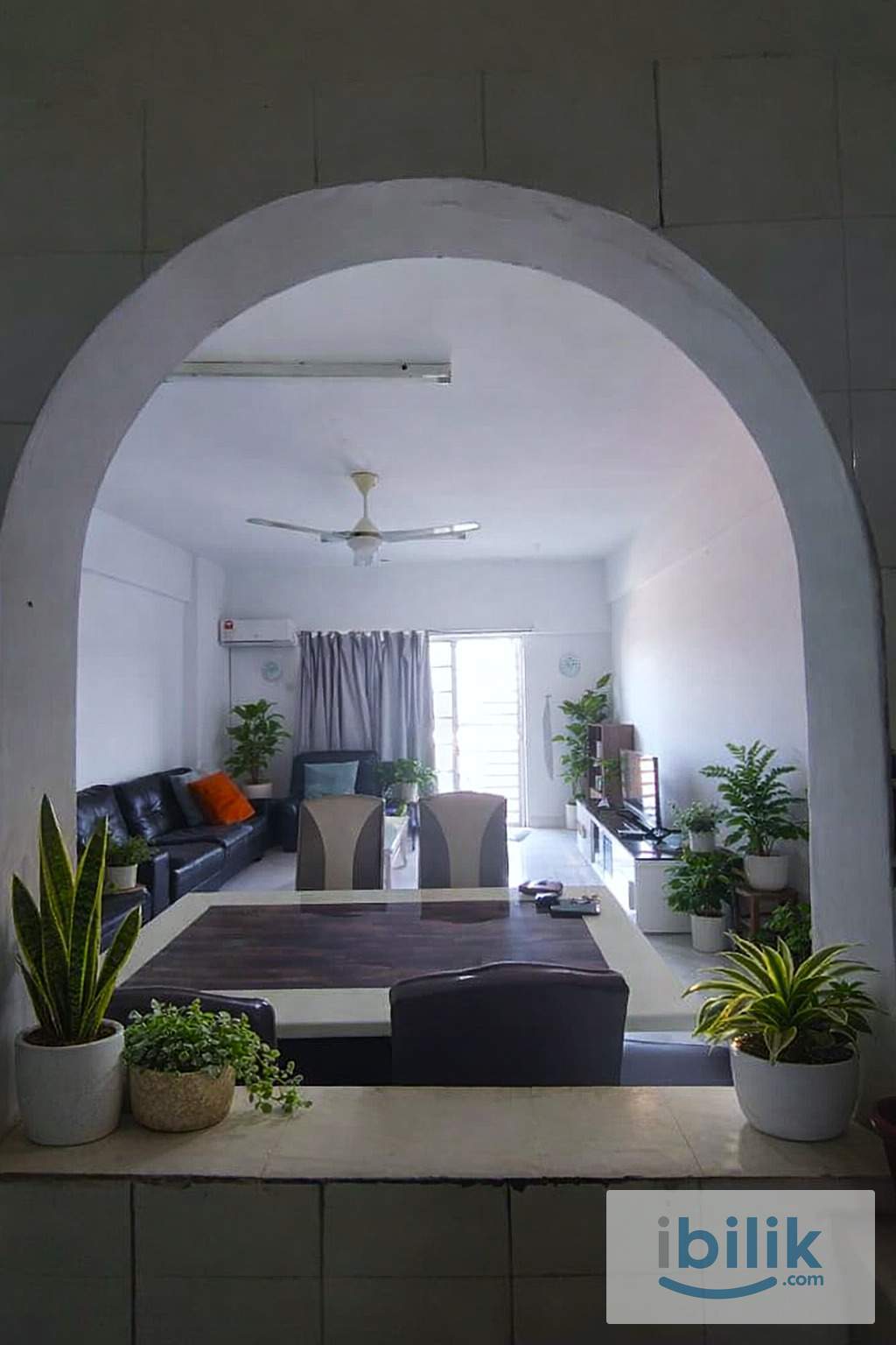 Le Renaissance Condo — Fully Furnished Master Room | City View | Near Palm Mall Seremban - Image 1