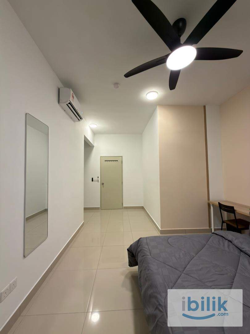 R1 Master Room @ Residensi Topaz Kajang - Image 3