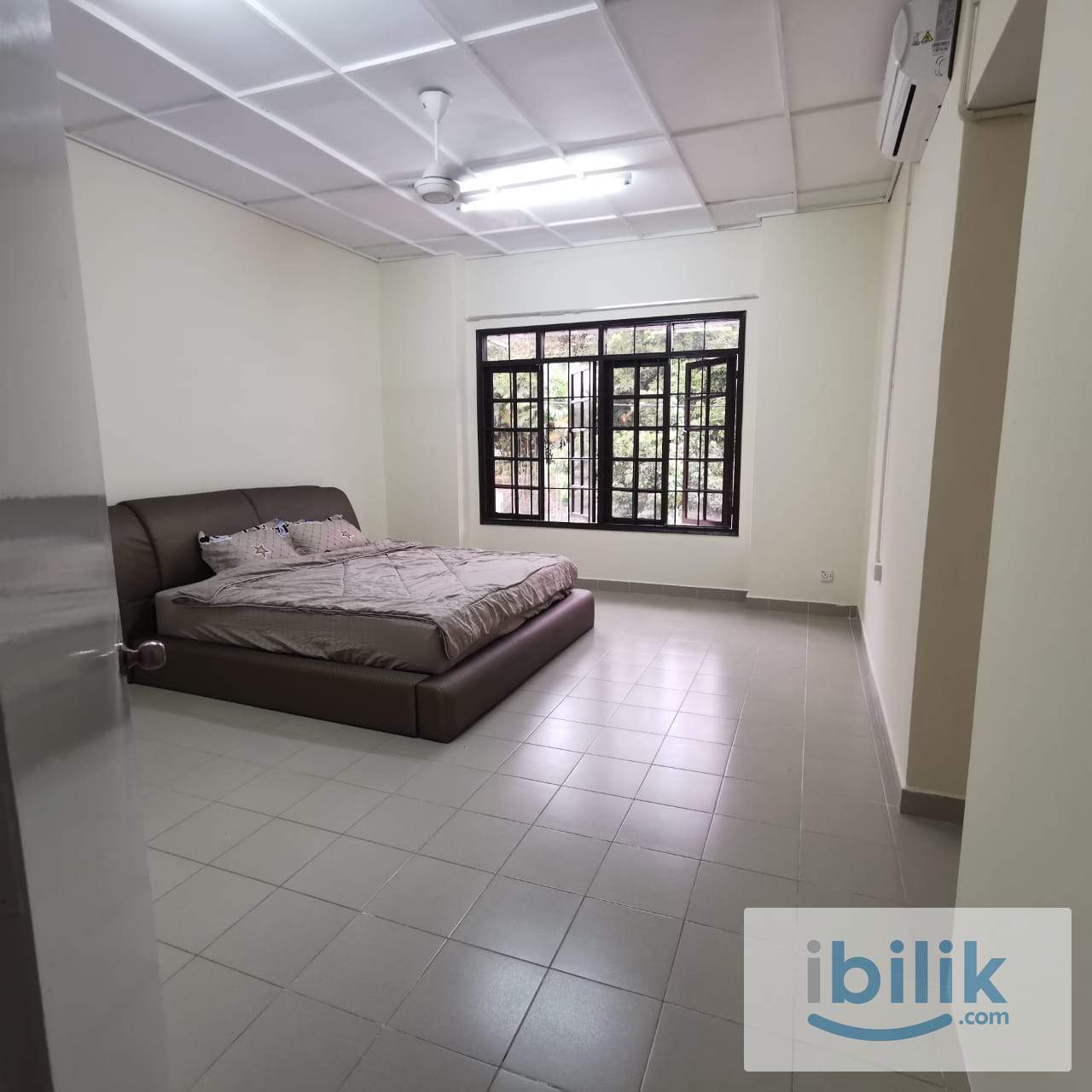 Taman Megah / SEA Master Bedroom ~ Free WIFI and Parking - Image 1