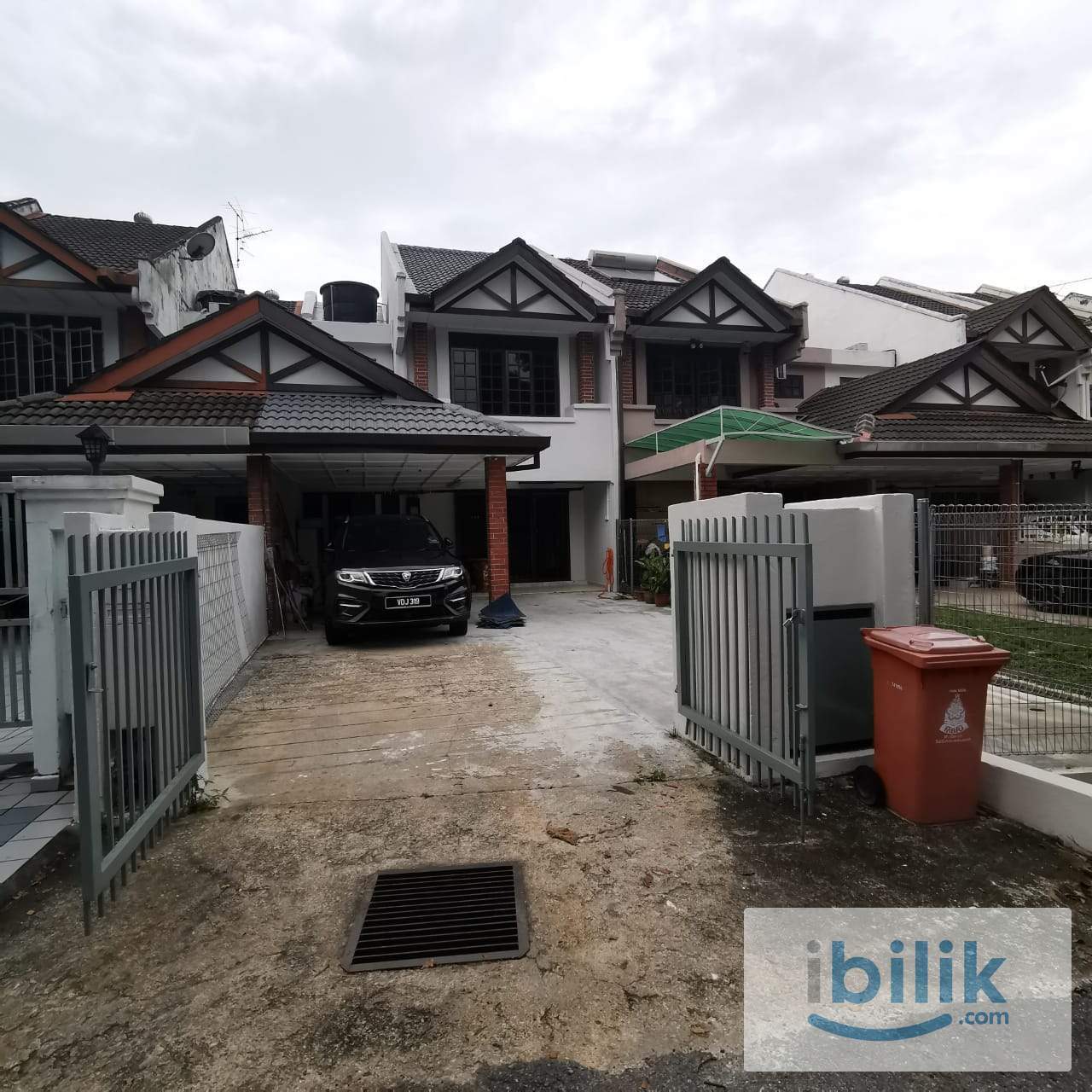 Taman Megah / SEA Master Bedroom ~ Free WIFI and Parking - Image 5