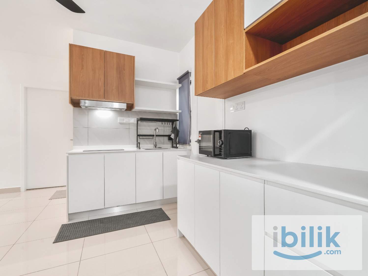 ARATRE RESIDENCES near LRT Ara Damansara All Inclusive Master Room with Aircon - Image 7