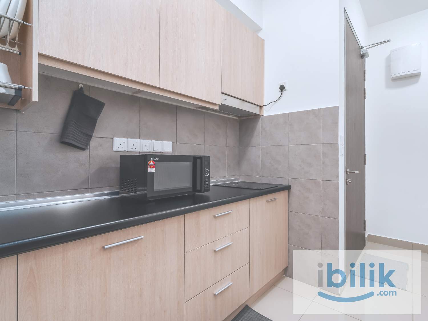 RESIDENSI M VERTICA LRT Maluri Cheras All Inclusive Private Room with Aircond - Image 5