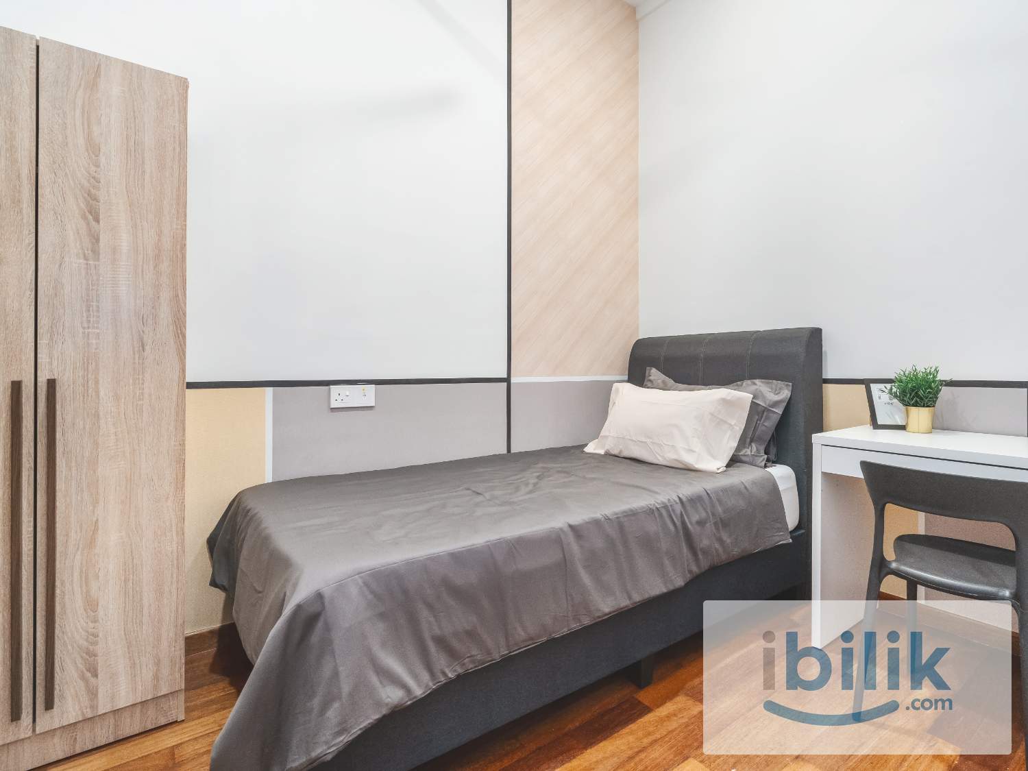 SAPPHIRE PARADIGM Kelana Jaya All Inclusive Private Room with Aircond - Image 1
