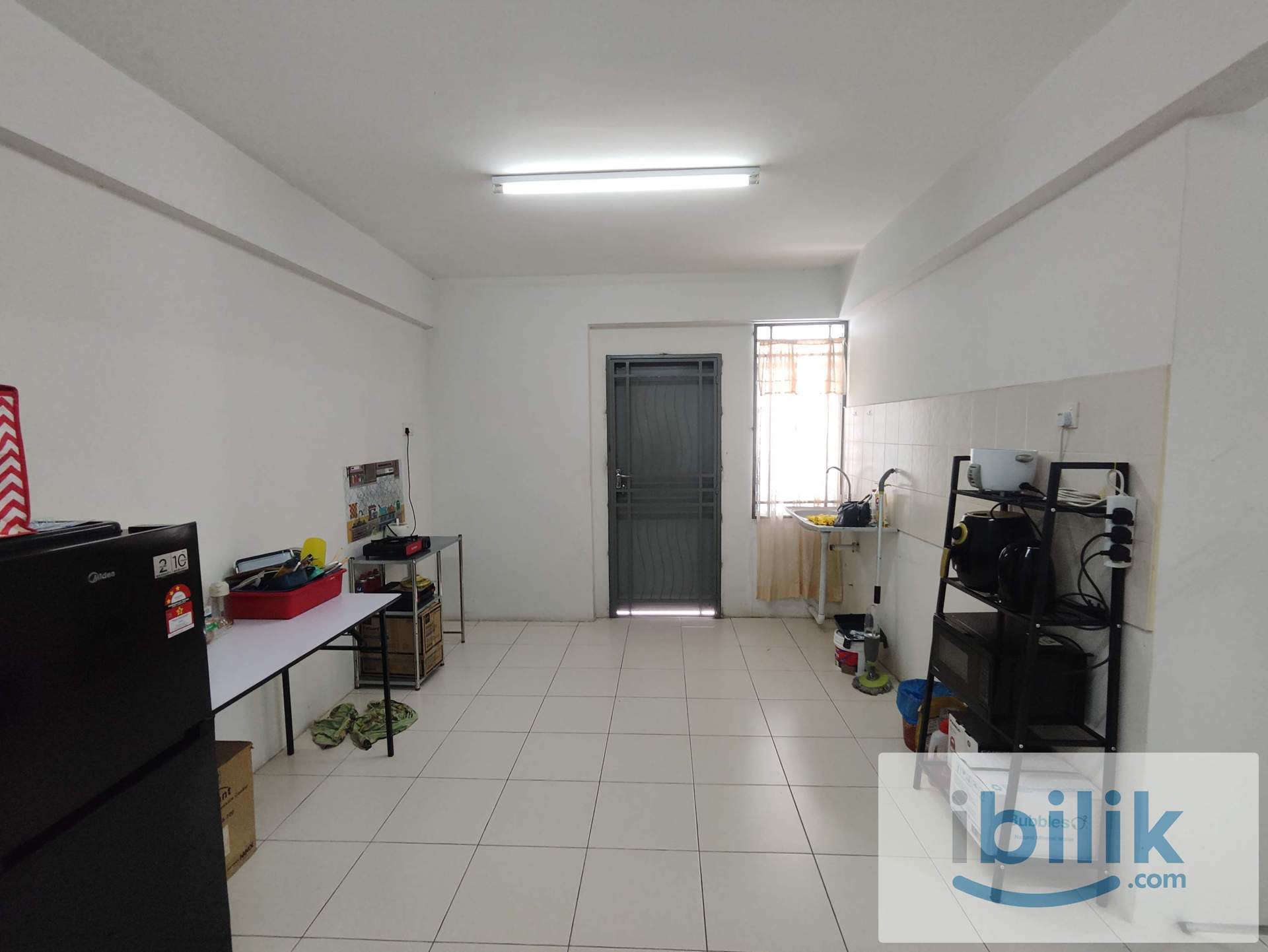 Master Room | Male | Suria 1 Batu Kawan | Fully Furnished | WiFi - Image 7