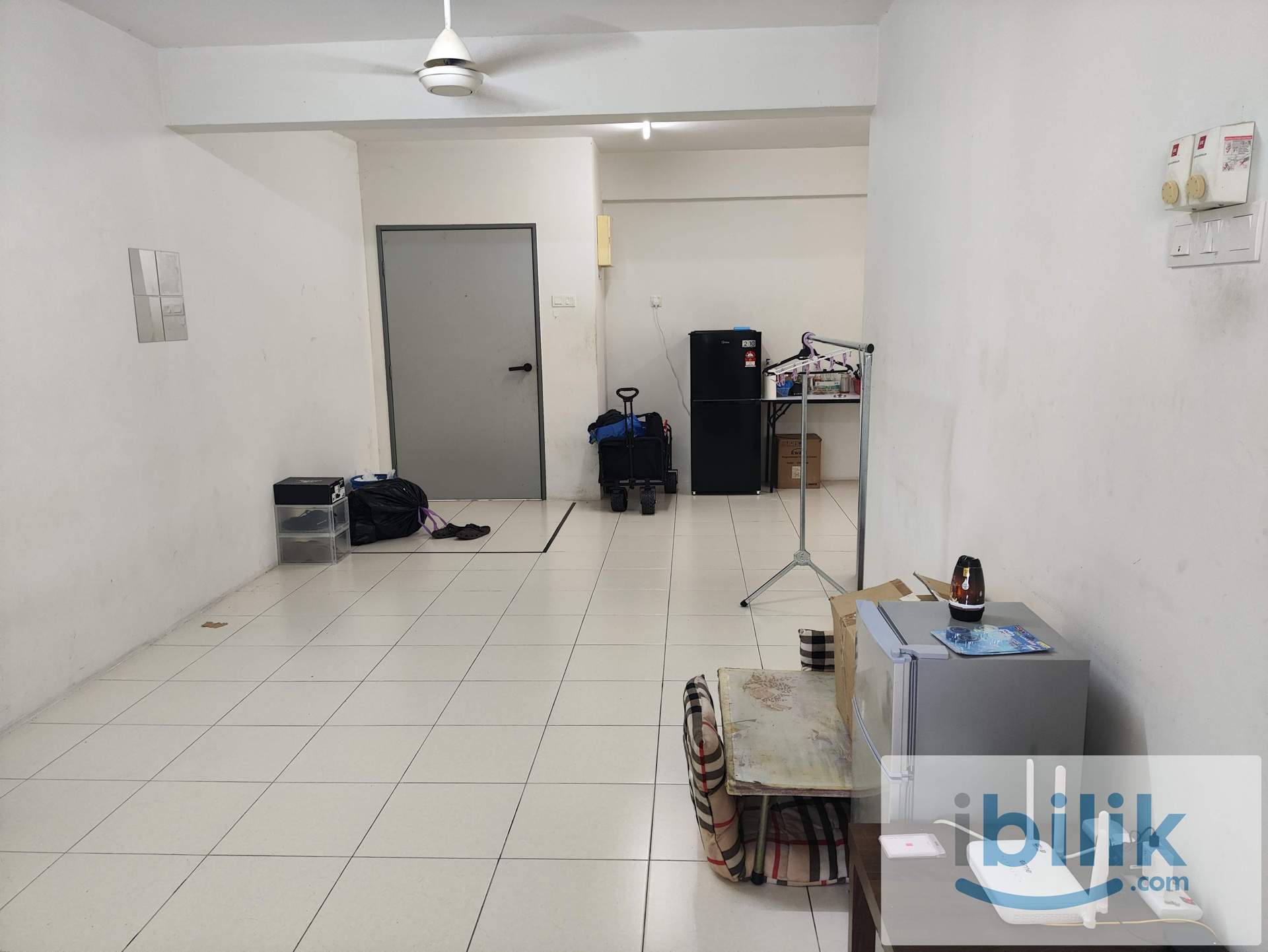 Master Room | Male | Suria 1 Batu Kawan | Fully Furnished | WiFi - Image 5