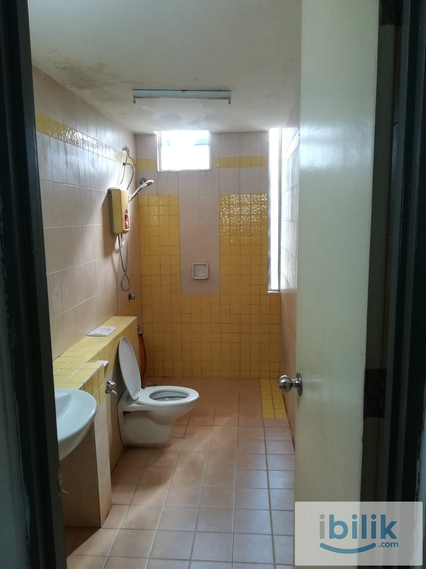 MEDIUM ROOM@CYBERJAYA - Image 1