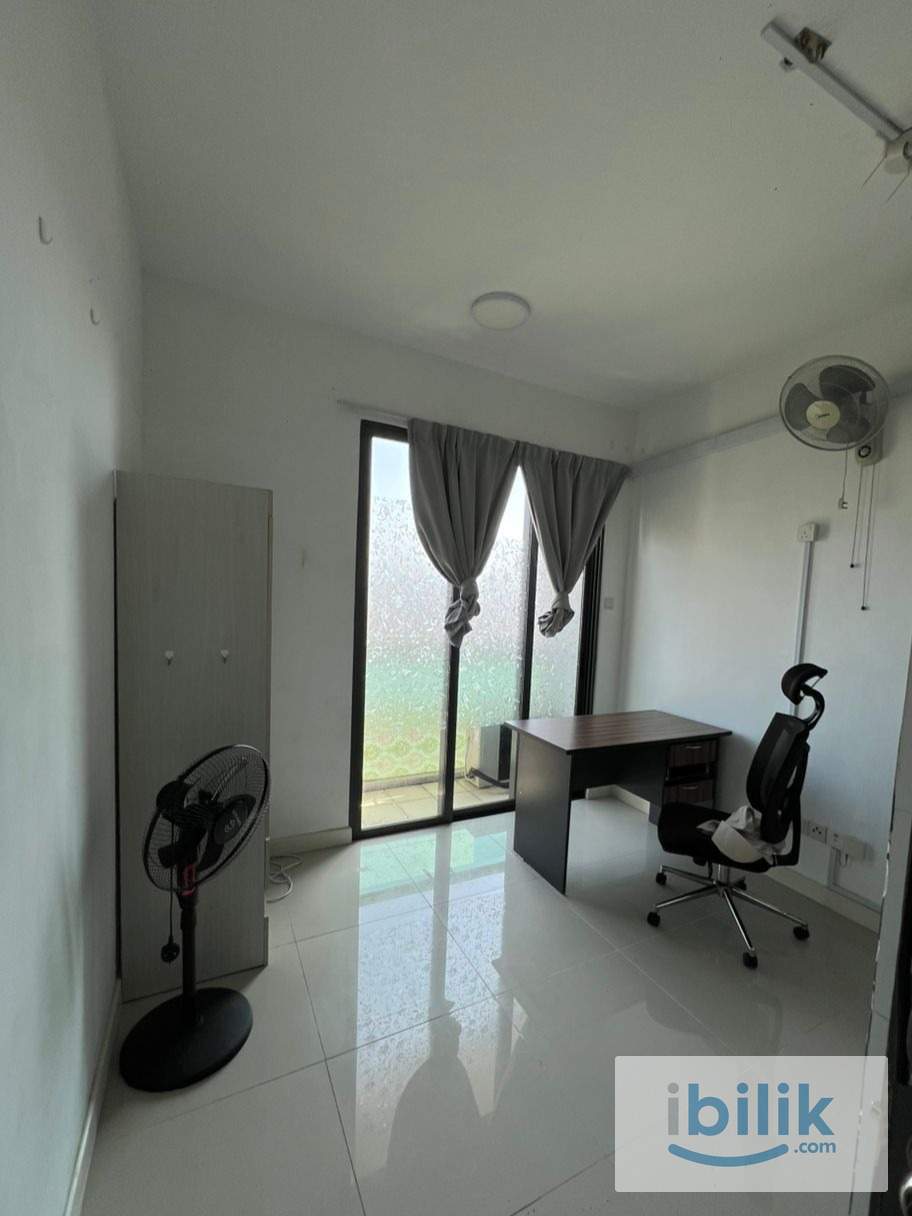 Master Rooms/ Common Rooms Available - Image 2